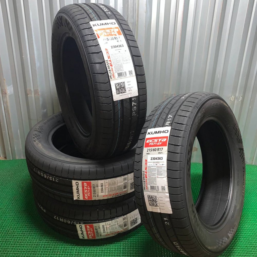Kumho Ecsta PS71 295/35 R21 107Y  