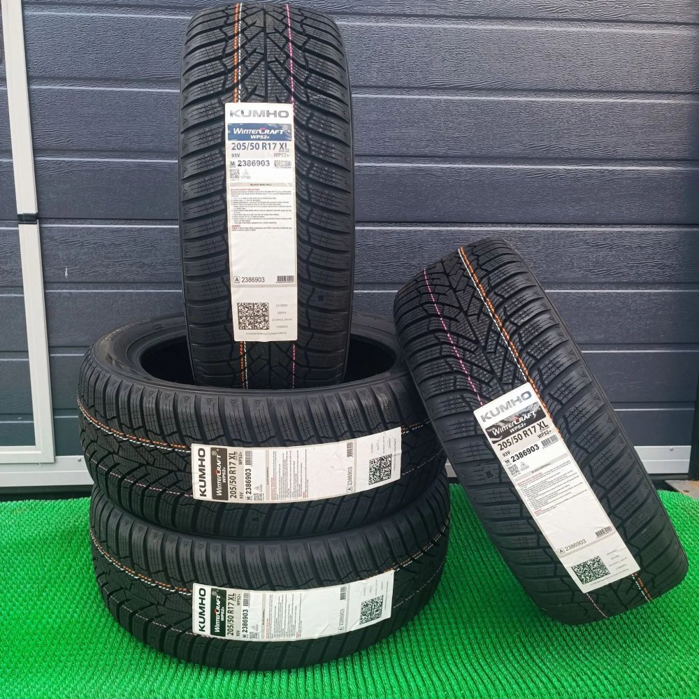 Kumho WinterCraft WP52 205/55 R16 91T  