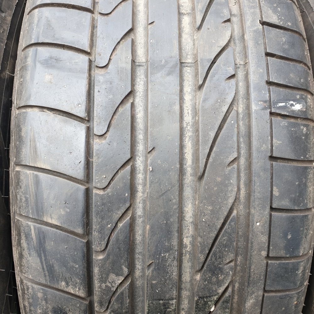 Bridgestone Potenza RE050A 225/35 R19 88Y  Runflat