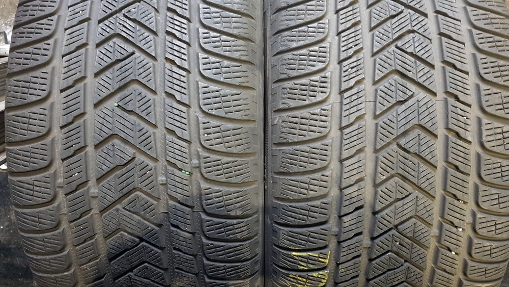 Pirelli Scorpion Winter 325/35 R22 114V  