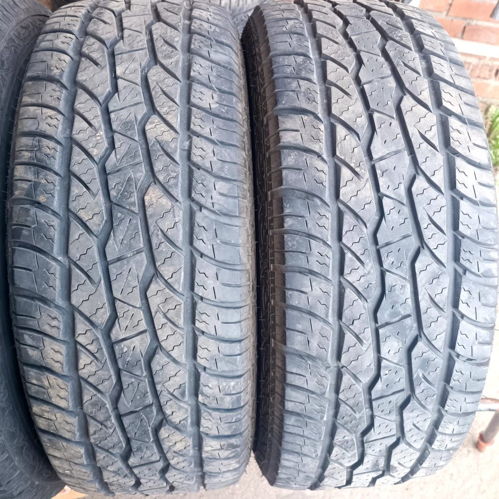 Maxxis Bravo AT-771 245/65 R17 107S  
