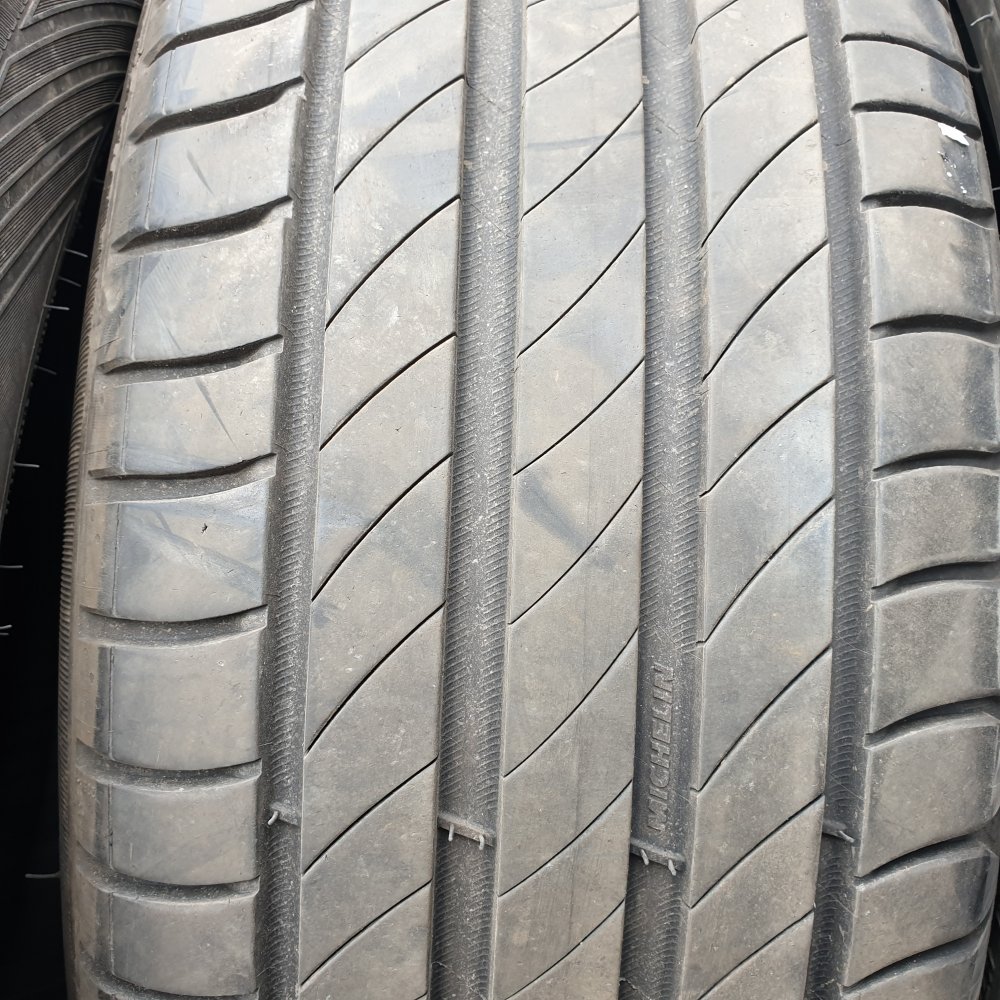 Michelin Primacy 4 225/50 R17 98Y  Runflat