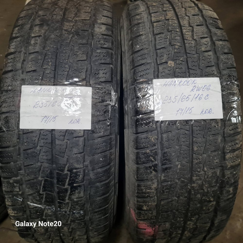 Hankook Winter RW06 215/70 R16C 108/106R  