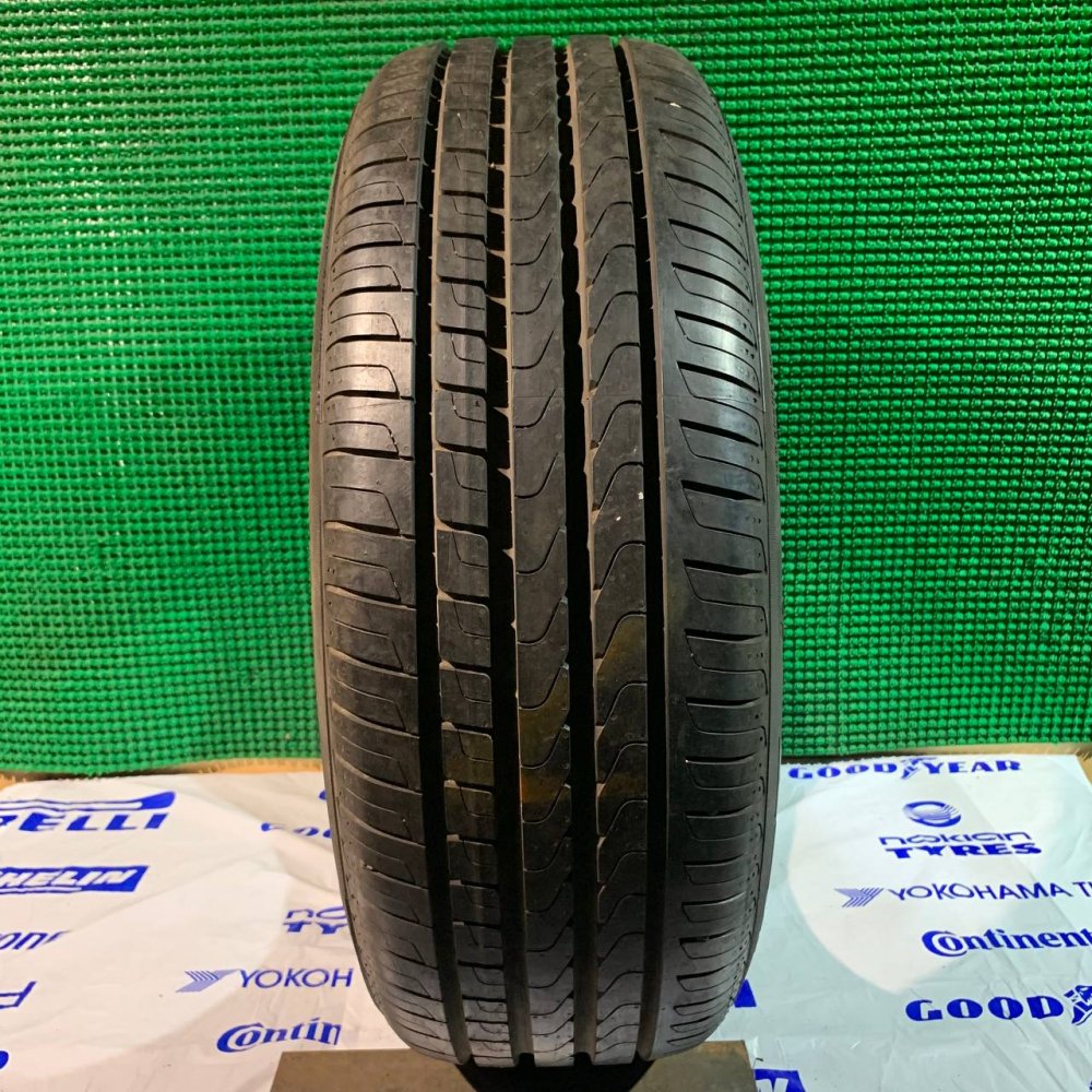 Pirelli Cinturato P7 245/40 R19 98Y  Runflat