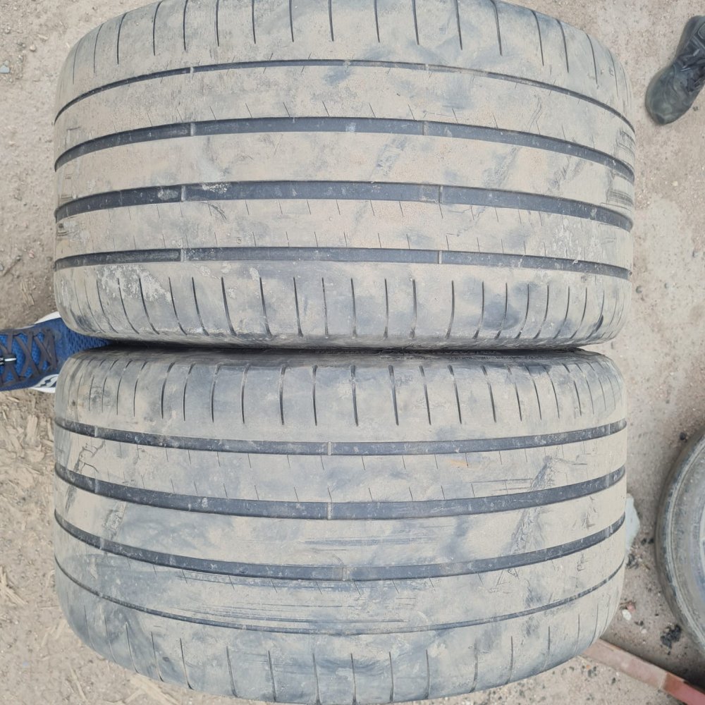 Michelin Pilot Super Sport 285/30 R20 99Y  